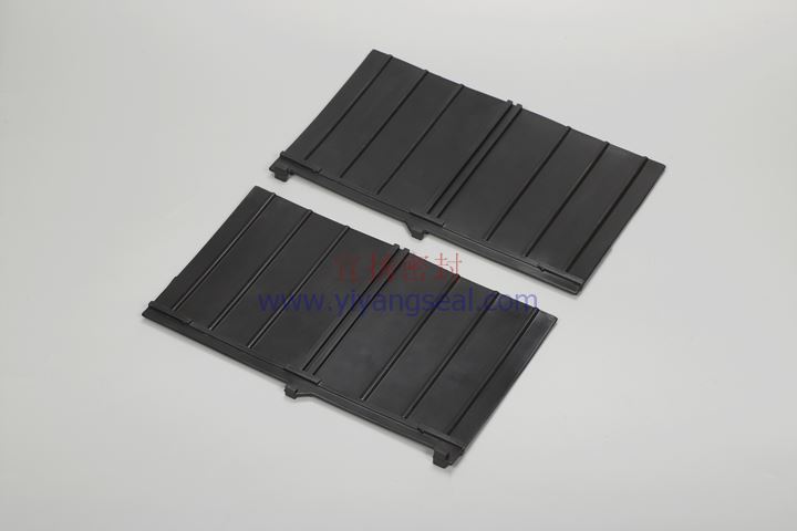 Insulated phase partition